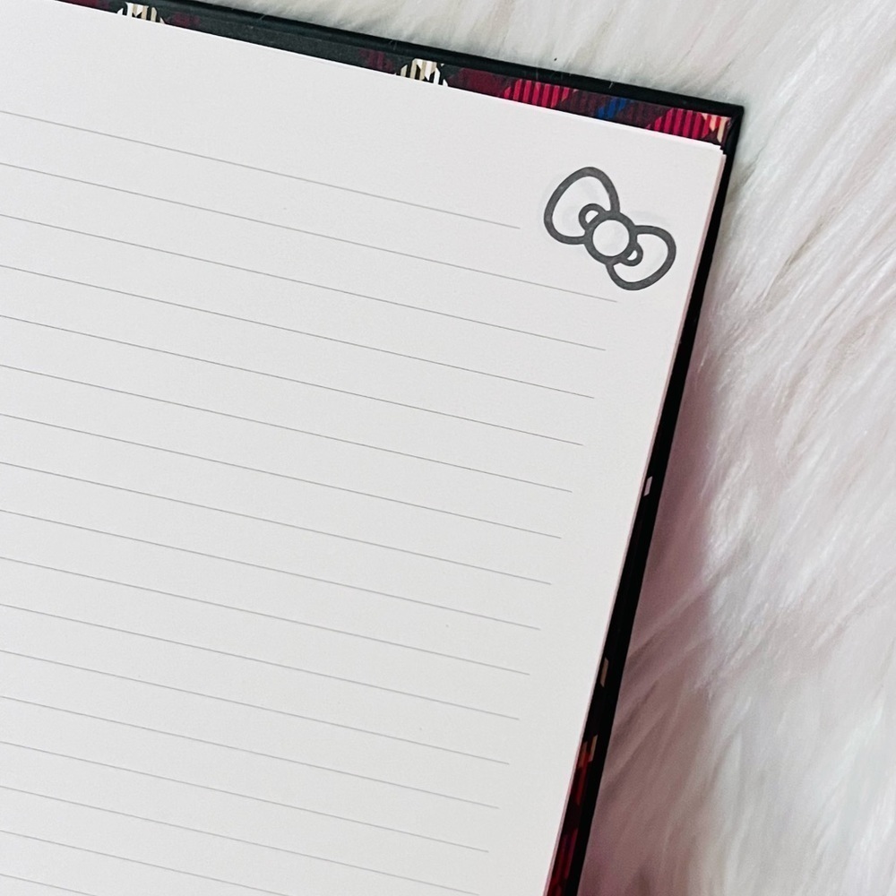 Hello Kitty Notebook - Picture 2 of 3